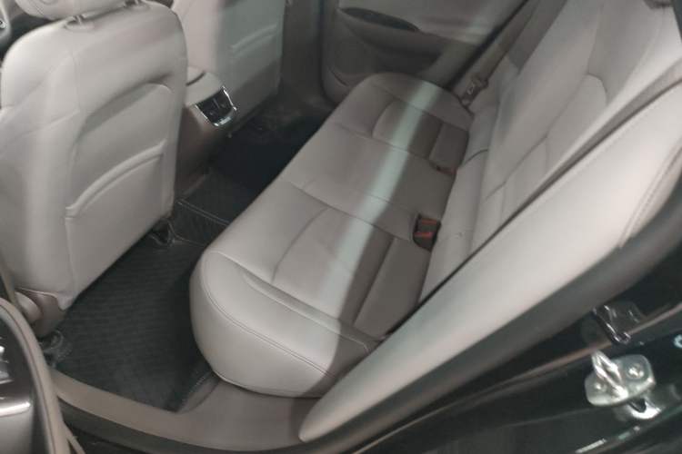 Used Chevrolet Malibu XL 2021 535T Automatic Sharp Edition Left Rear Seat