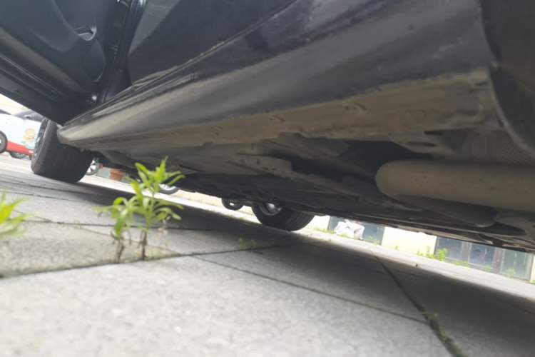 Used Chevrolet Malibu XL 2021 Redline 550T Automatic Sharp Edition Left Side Sill
