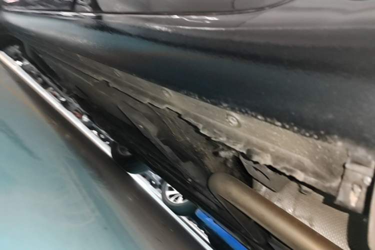 Used Chevrolet Malibu XL 2021 535T Automatic Sport Edition Left Side Sill