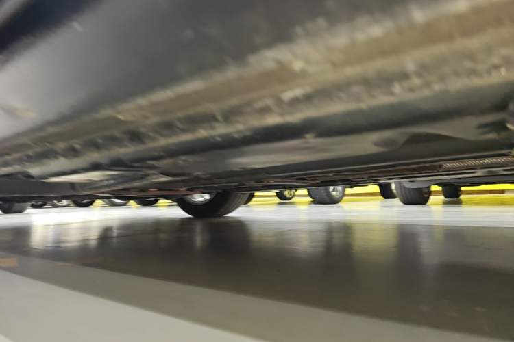 Used Chevrolet Malibu XL 2021 535T Automatic Sport Edition Left Side Sill