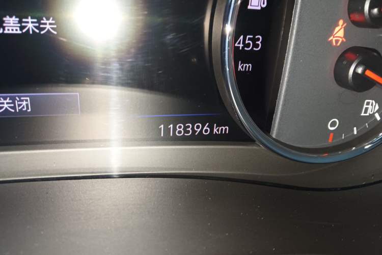 Used Chevrolet Malibu XL 2021 Redline 550T Automatic Sharp Edition Odometer Close Up
