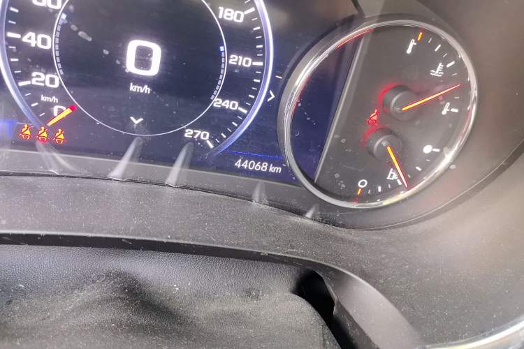 Used Chevrolet Malibu XL 2021 Redline 550T Automatic RuiLian Edition Odometer Close Up