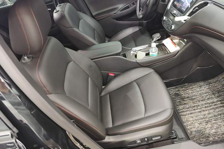 Used Chevrolet Malibu XL 2021 Redline 550T Automatic Sharp Edition Right Front Seat
