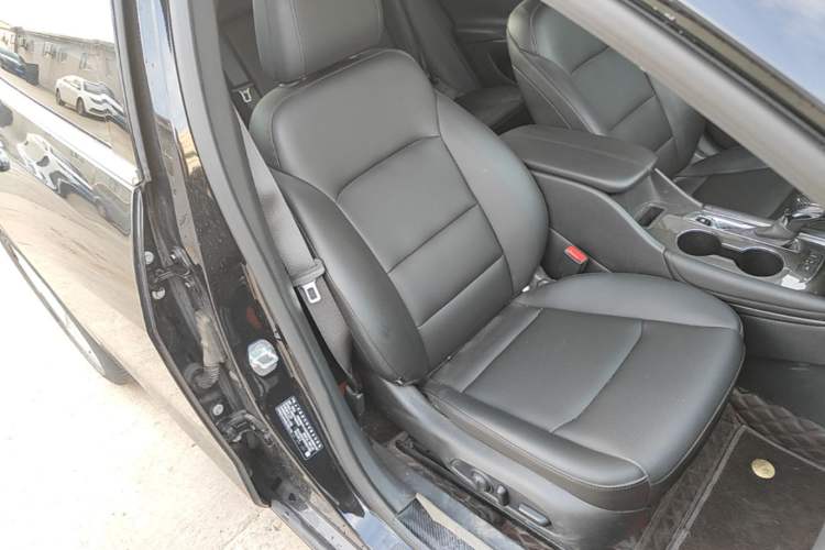 Used Chevrolet Malibu XL 2021 535T Automatic RuiLian Edition Right Front Seat