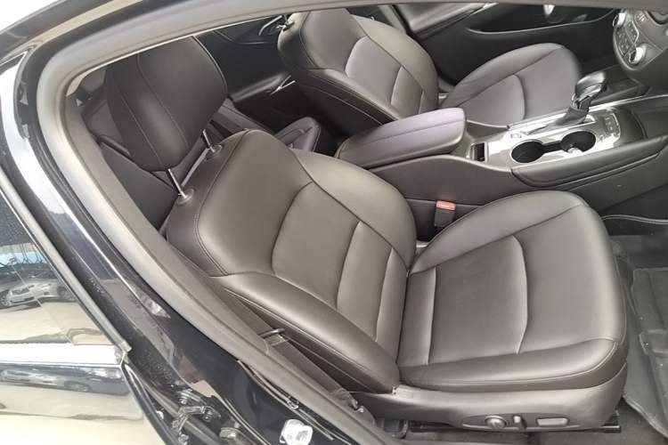 Used Chevrolet Malibu XL 2021 535T Automatic RuiLian Edition Right Front Seat