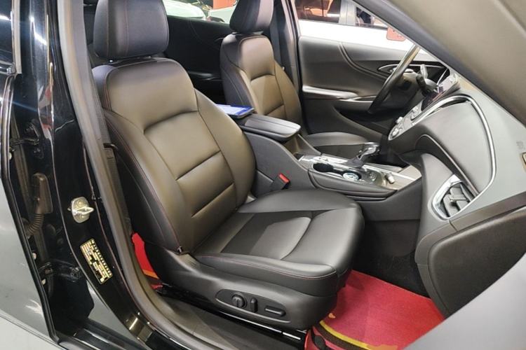 Used Chevrolet Malibu XL 2021 Redline 550T Automatic Sharp Edition Right Front Seat