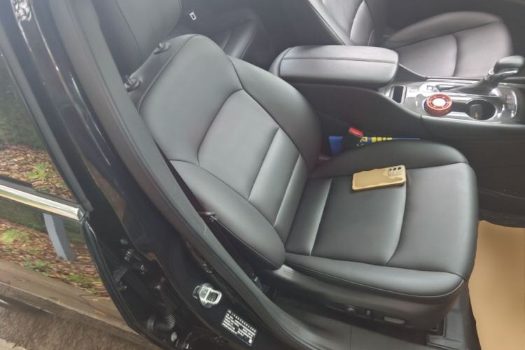 Used Chevrolet Malibu XL 2021 535T Automatic Sport Edition Right Front Seat