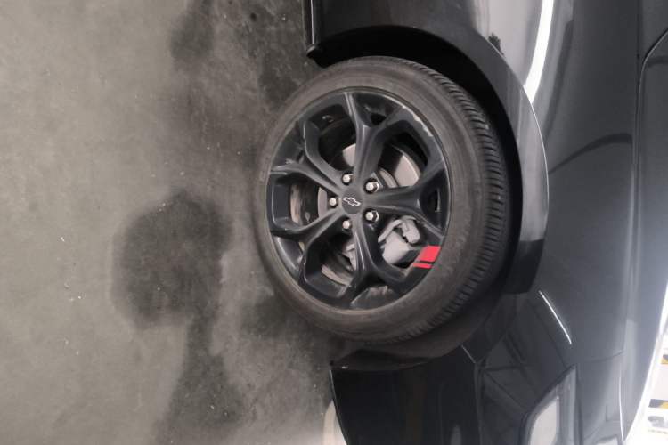 Used Chevrolet Malibu XL 2021 Redline 550T Automatic Sharp Edition Right Front Wheel Hub