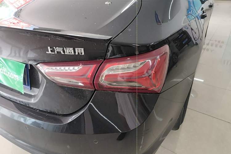 Used Chevrolet Malibu XL 2021 535T Automatic Sport Edition Right Rear Taillight