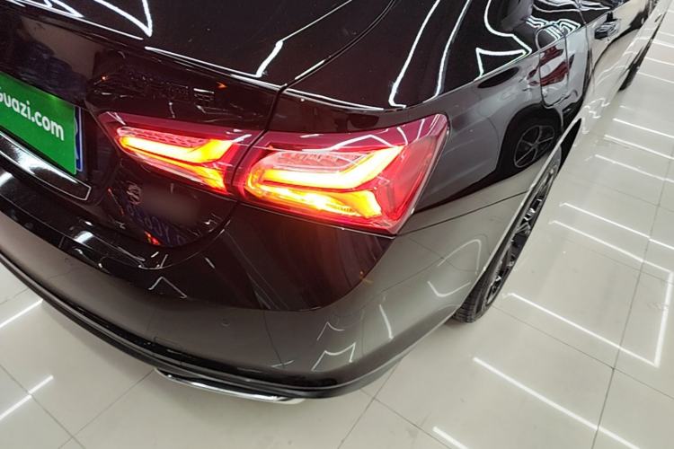 Used Chevrolet Malibu XL 2021 Redline 550T Automatic Sharp Edition Right Rear Taillight