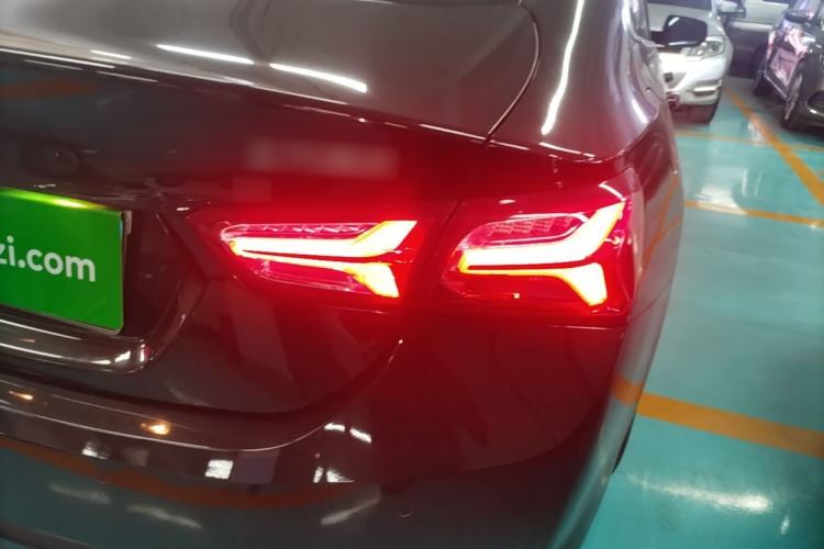 Used Chevrolet Malibu XL 2021 535T Automatic Sport Edition Right Rear Taillight