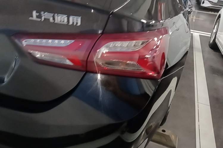 Used Chevrolet Malibu XL 2021 535T Automatic Sport Edition Right Rear Taillight