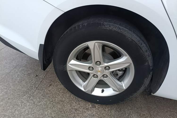 Used Chevrolet Malibu XL 2021 535T Automatic Sharp Edition Right Rear Wheel Hub