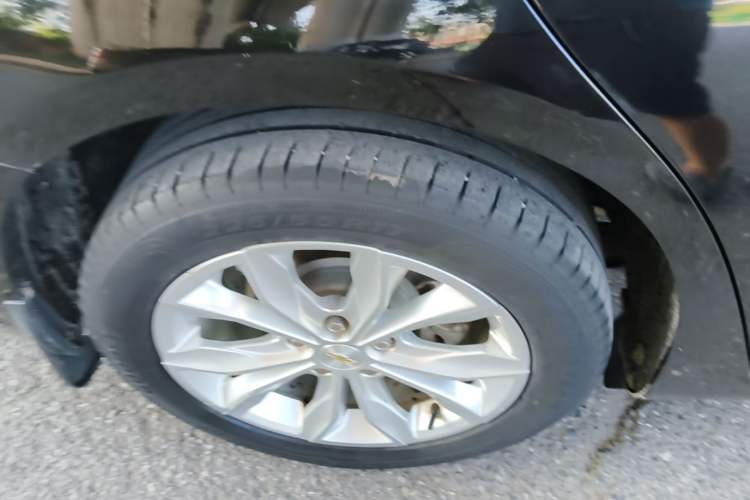 Used Chevrolet Malibu XL 2021 535T Automatic Sport Edition Right Rear Wheel Hub