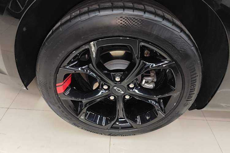 Used Chevrolet Malibu XL 2021 Redline 550T Automatic Sharp Edition Right Rear Wheel Hub