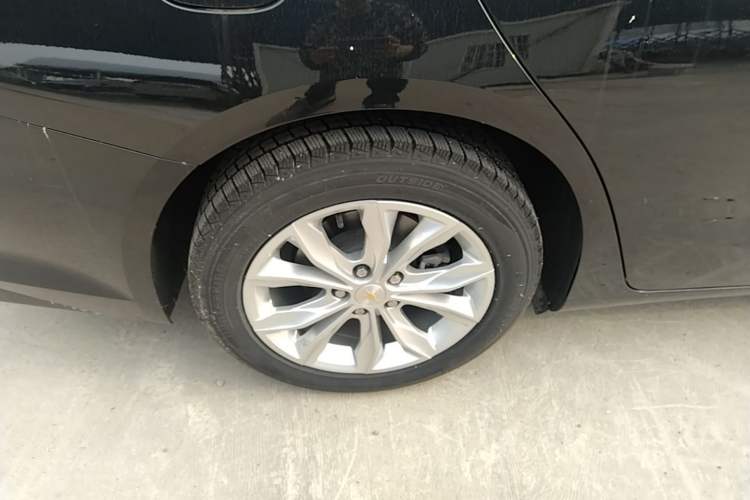 Used Chevrolet Malibu XL 2021 535T Automatic RuiLian Edition Right Rear Wheel Hub
