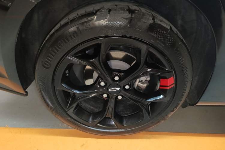 Used Chevrolet Malibu XL 2021 Redline 550T Automatic Sharp Edition Right Rear Wheel Hub