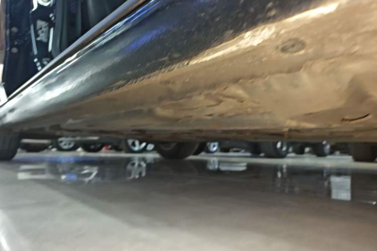 Used Chevrolet Malibu XL 2021 535T Automatic Sport Edition Right Side Sill