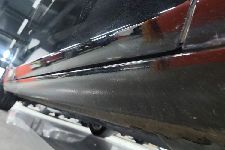 Used Chevrolet Malibu XL 2021 Redline 550T Automatic Sharp Edition Right Side Sill