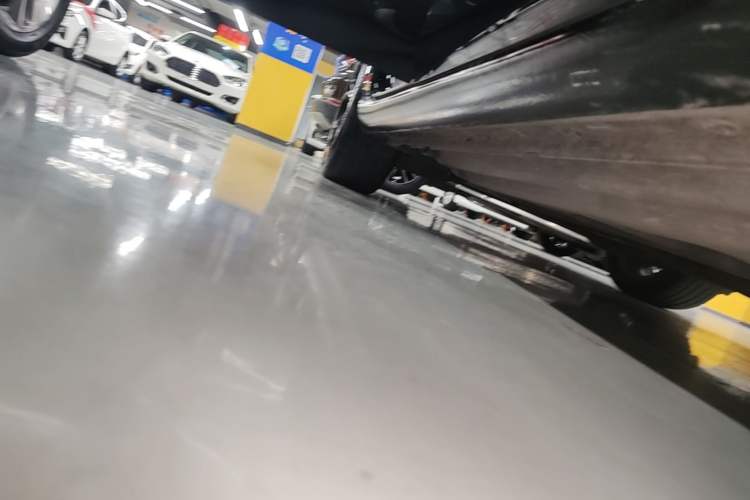 Used Chevrolet Malibu XL 2021 Redline 550T Automatic Sharp Edition Right Side Sill