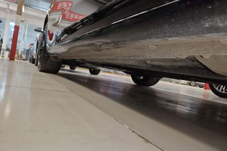 Used Chevrolet Malibu XL 2021 Redline 550T Automatic Sharp Edition Right Side Sill