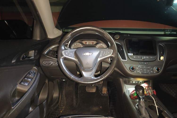 Used Chevrolet Malibu XL 2021 535T Automatic Sport Edition Steering Wheel