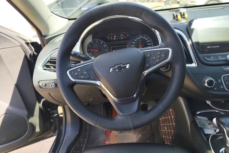 Used Chevrolet Malibu XL 2021 535T Automatic Sport Edition Steering Wheel