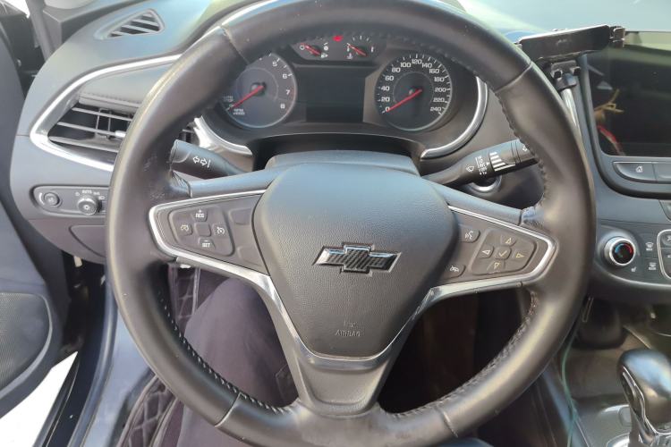 Used Chevrolet Malibu XL 2021 535T Automatic Sport Edition Steering Wheel
