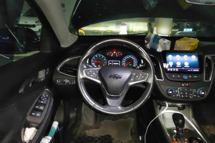 Used Chevrolet Malibu XL 2021 535T Automatic Sport Edition Steering Wheel