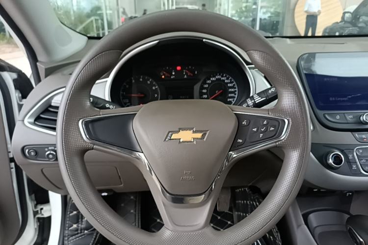 Used Chevrolet Malibu XL 2021 535T Automatic Sharp Edition Steering Wheel