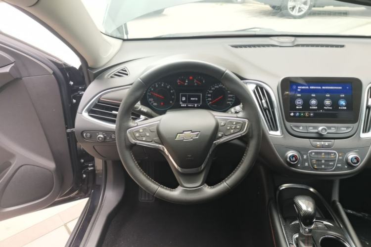Used Chevrolet Malibu XL 2021 Redline 550T Automatic Sharp Edition Steering Wheel