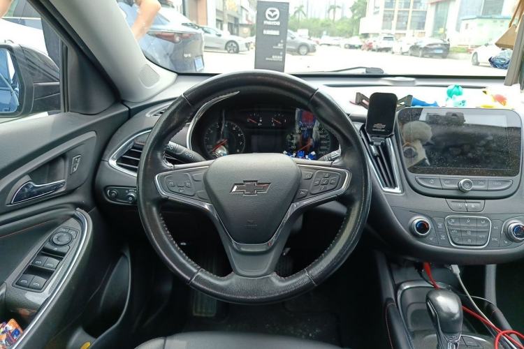 Used Chevrolet Malibu XL 2021 Redline 550T Automatic Sharp Edition Steering Wheel