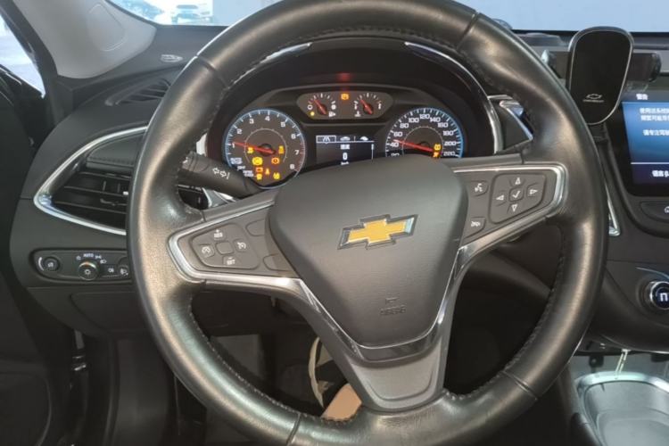 Used Chevrolet Malibu XL 2021 535T Automatic Sport Edition Steering Wheel