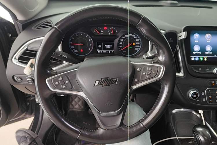 Used Chevrolet Malibu XL 2021 535T Automatic Sport Edition Steering Wheel