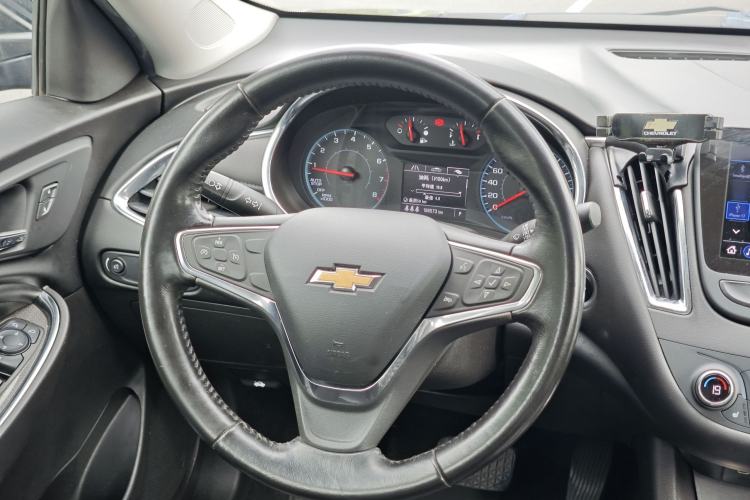 Used Chevrolet Malibu XL 2021 535T Automatic Sport Edition Steering Wheel