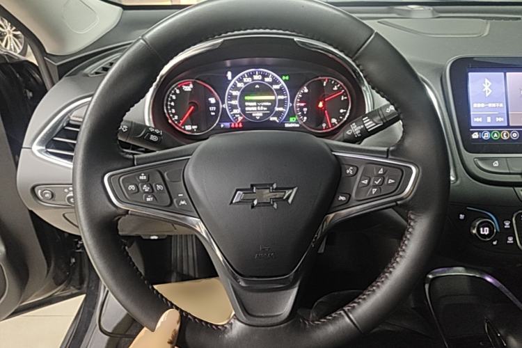Used Chevrolet Malibu XL 2021 Redline 550T Automatic Smart Edition Steering Wheel