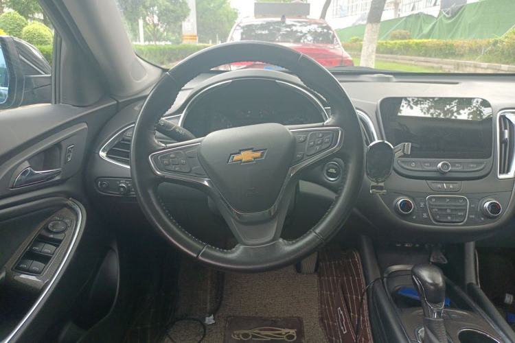 Used Chevrolet Malibu XL 2021 535T Automatic Sport Edition Steering Wheel