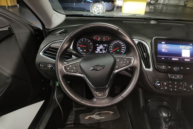 Used Chevrolet Malibu XL 2021 Redline 550T Automatic Sharp Edition Steering Wheel