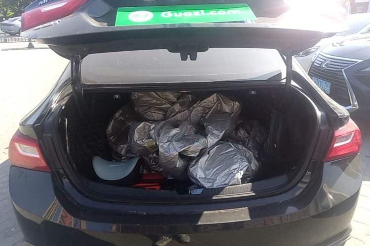 Used Chevrolet Malibu XL 2021 535T Automatic Sharp Edition Trunk