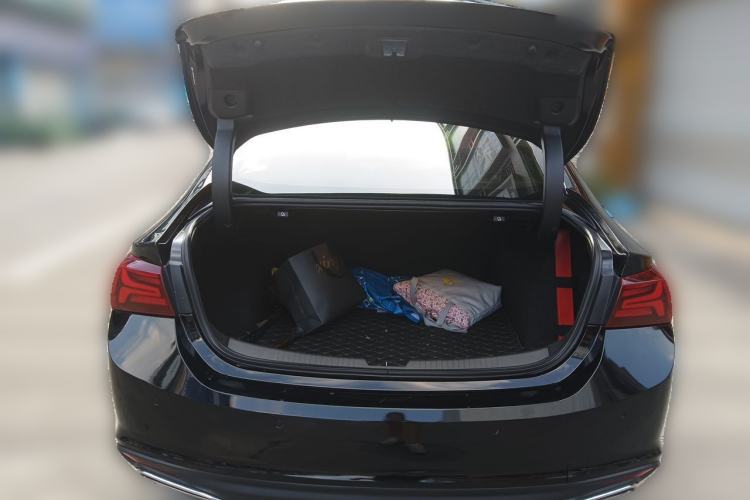 Used Chevrolet Malibu XL 2021 Redline 550T Automatic Sharp Edition Trunk