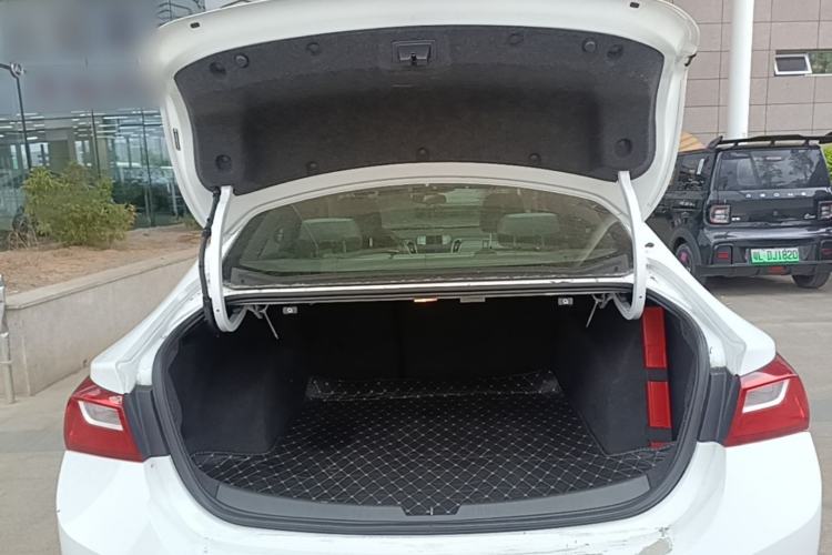 Used Chevrolet Malibu XL 2021 535T Automatic Sharp Edition Trunk