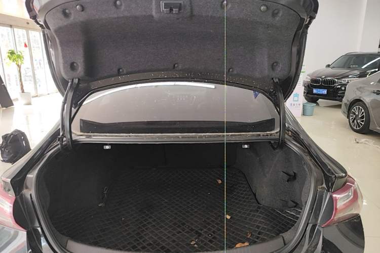 Used Chevrolet Malibu XL 2021 535T Automatic Sport Edition Trunk