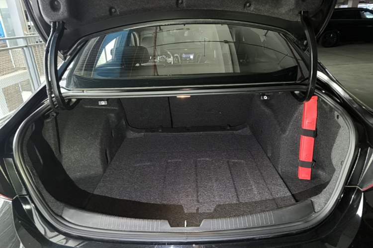 Used Chevrolet Malibu XL 2021 Redline 550T Automatic RuiLian Edition Trunk