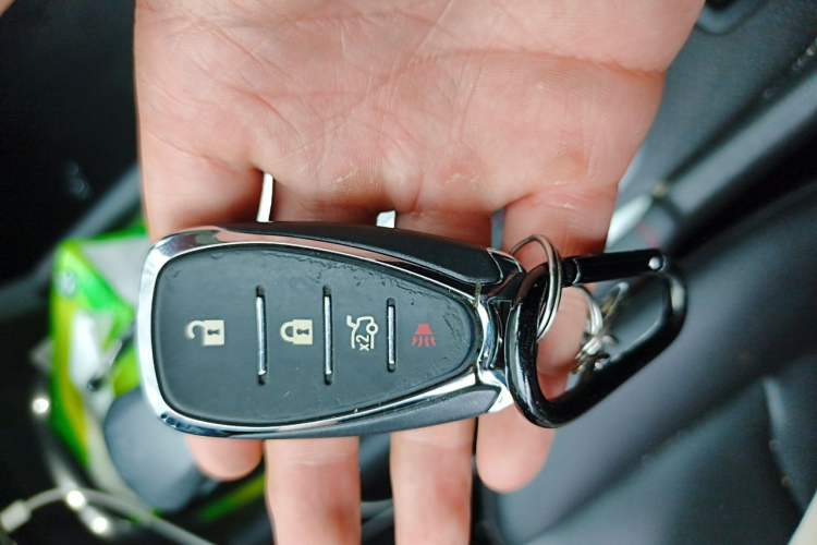 Used Chevrolet Malibu XL 2021 Redline 550T Automatic Sharp Edition Vehicle Key