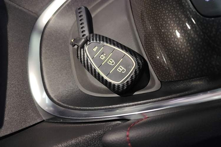 Used Chevrolet Malibu XL 2021 Redline 550T Automatic Sharp Edition Vehicle Key
