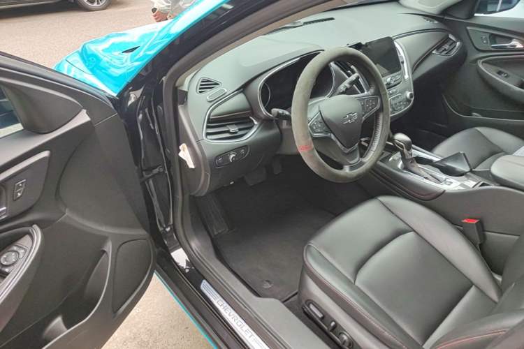 Used Chevrolet Malibu XL 2021 Redline 550T Automatic RuiLian Edition Driver Seat