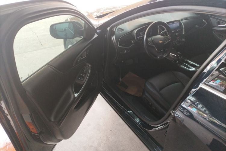 Used Chevrolet Malibu XL 2021 535T Automatic Sport Edition Interior 3