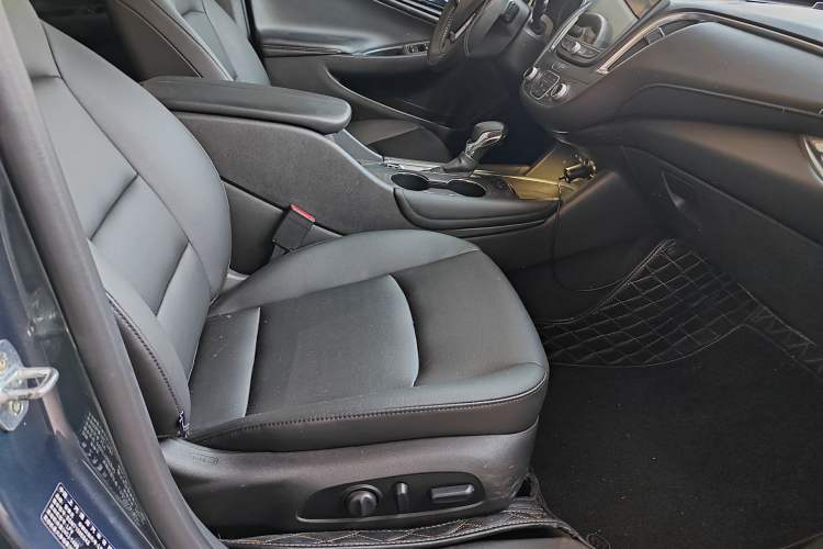 Used Chevrolet Malibu XL 2021 535T Automatic Sport Edition Interior 6
