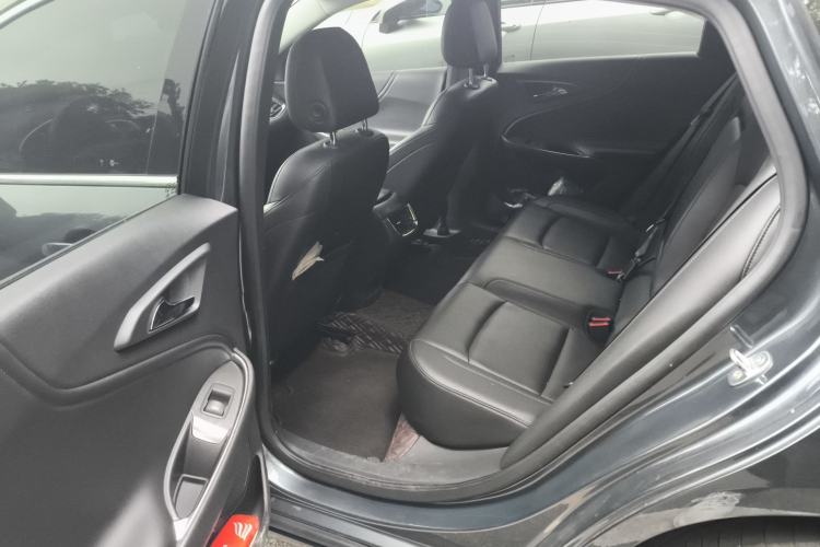 Used Chevrolet Malibu XL 2021 535T Automatic Sport Edition Left Rear Seat