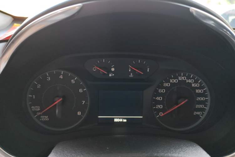 Used Chevrolet Malibu XL 2021 535T Automatic Sport Edition Odometer Close Up